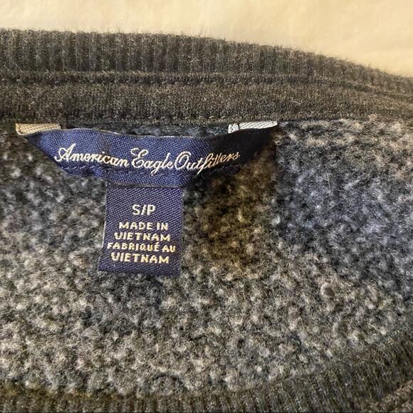 American Eagle Outfitters Sequin Penguin Sweater size small - Picture 3 of 7